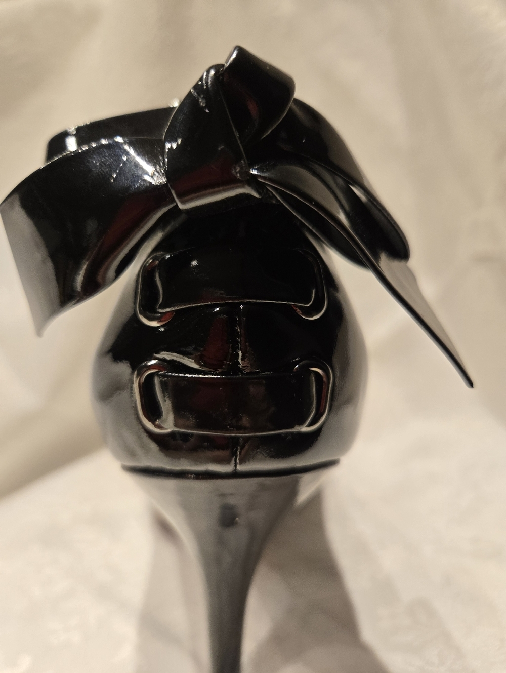 Enzo Angiolini Genuine Leather Black Patent Bow Stiletto Peep Toe Heel 9M